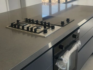 4 Bedroom Garden Flat