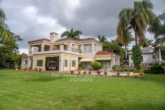 Golf Course Oasis in Borrowdale Brooke Estate