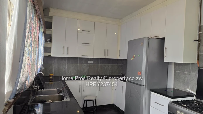 To Let -  Spacious Property In Hatfield Available Immediately (Sole Mandate)