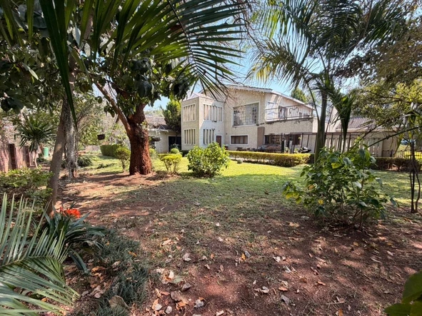 6 Bedroom House