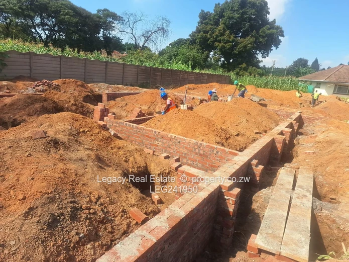 Secure Gated Community Stand – Logan Park Hatfield