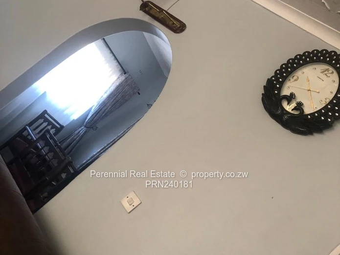  4-Bed House to Rent in Glen View 7