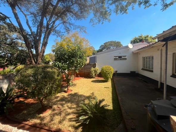 2 Bedroom Garden Flat