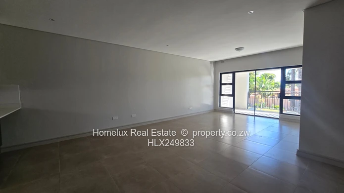 Brand-New 3-Bed First-Floor Corner Unit  (Sole Mandate)