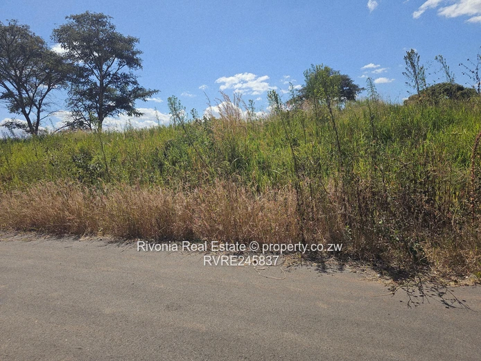 3192 m² Stand in Buckland Terraces, Pomona — Gated, Tarred Road