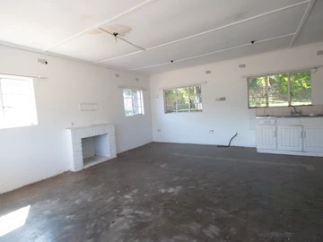 Commercial & Industrial Land