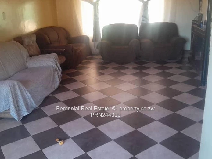 House For Sale In Redcliff Kwekwe