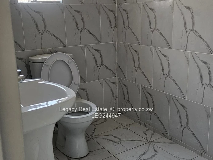 Contemporary 2 Bedroom Apartment Near Amenities