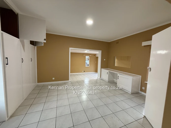 Spacious House in the Heart of New Alexandra Park