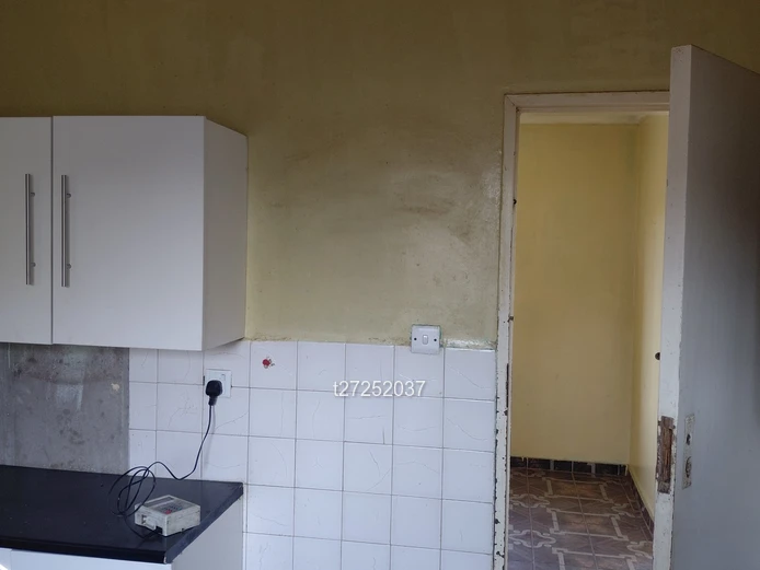 Houghton Park House To Let