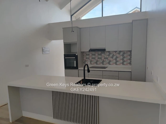 Pomona 2 bed townhouses selling at USD230,000