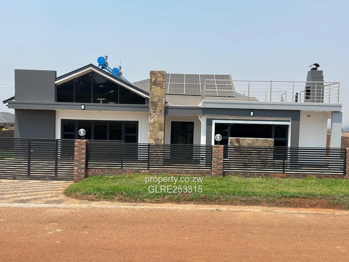 Modern 4-Bed Home with Borehole in Nyeredzi Ridge