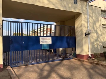 3 Bedroom Flat & Apartment
