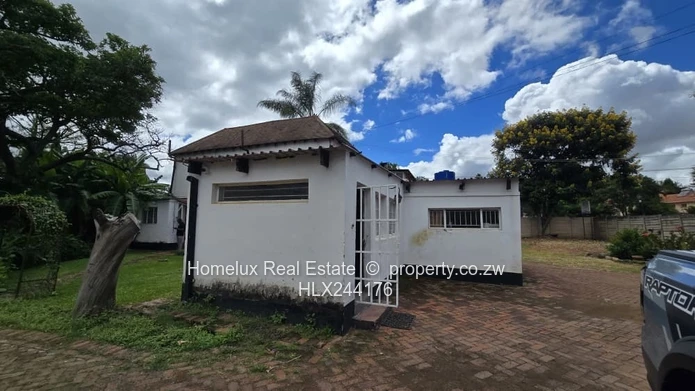 Double Storey House for Sale – Avondale (Prime Location)