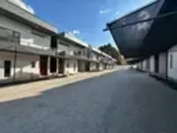 6 Unit Townhouse Complex