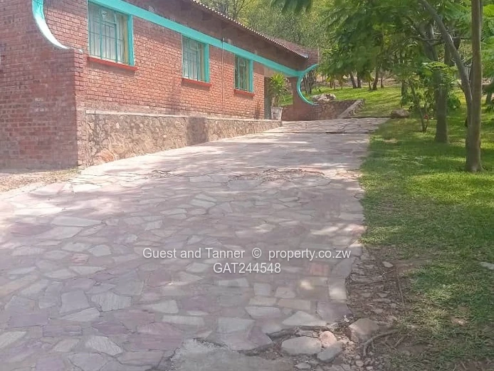 Kariba guest house for sale 