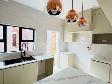 12 Bedroom House