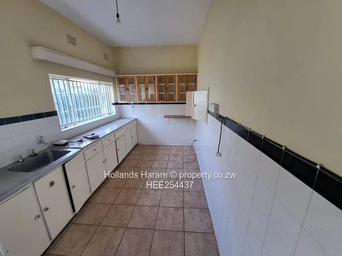 Duplex 3 bed flat to rent