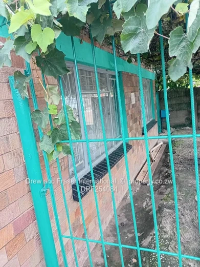 5-Bed Gated Chitungwiza Unit A extension $40k