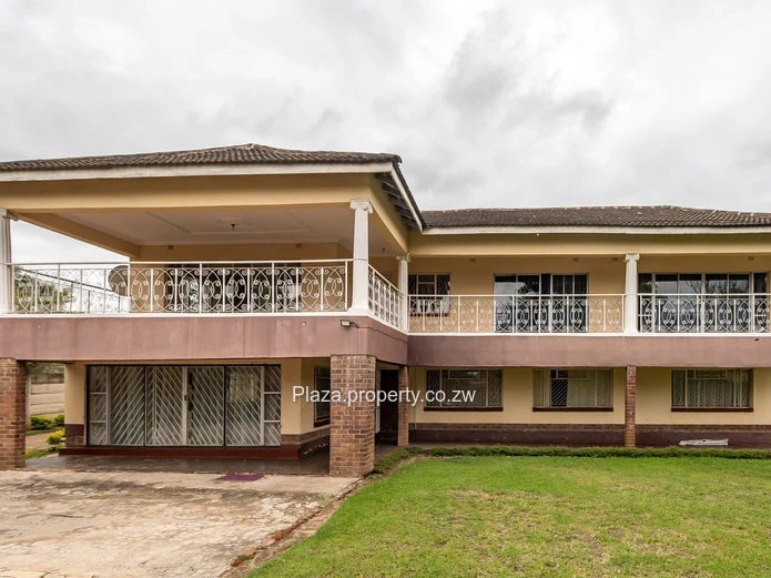 Exceptional Multi-Level Family Home with Self-Contained Cottage – Vainona (Cashcow) (Sole Mandate)