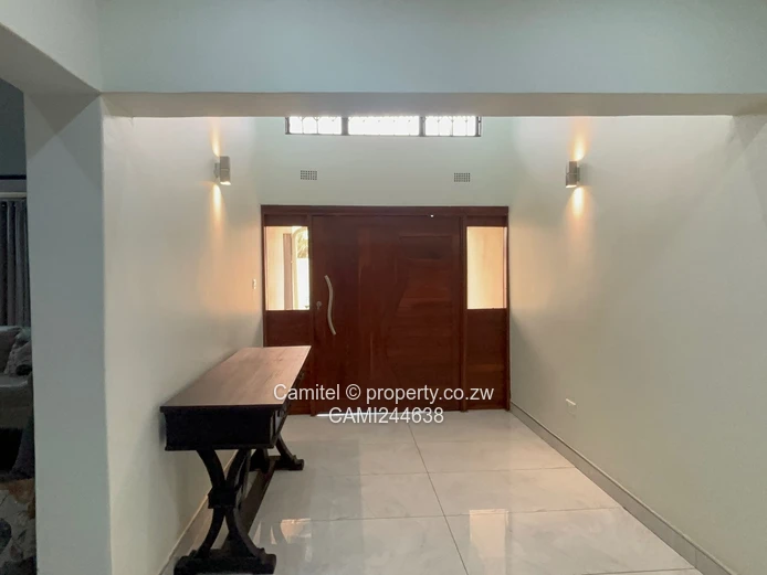 Modern Fully-Furnished 4BR Home with Borehole - Manresa