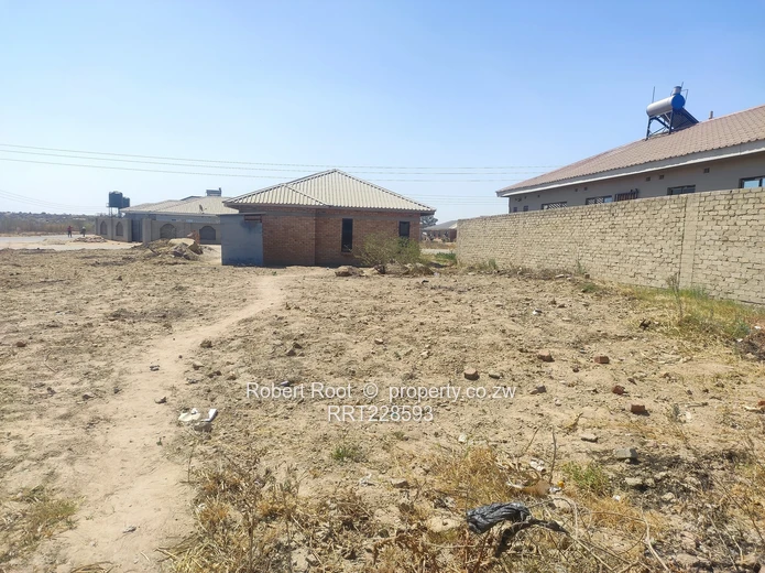Vacant Stand for Sale in Southview Park