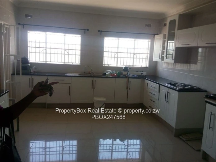 Neat 4 Bed house for rent in Springvale, Ruwa available 1 July!