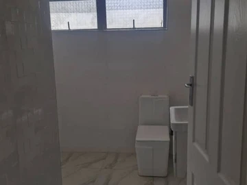 4 Bedroom Garden Flat