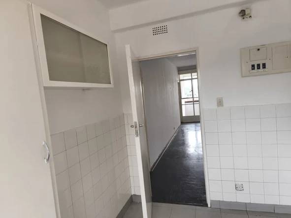 3 Bedroom Flat & Apartment