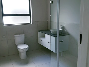 3 Bedroom Garden Flat