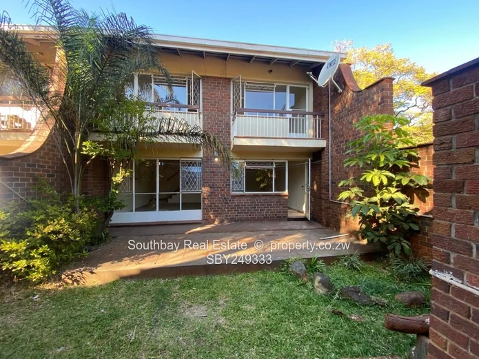 3 bed duplex flat to let in Avenues (Sole Mandate)