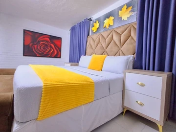 8 Bedroom House