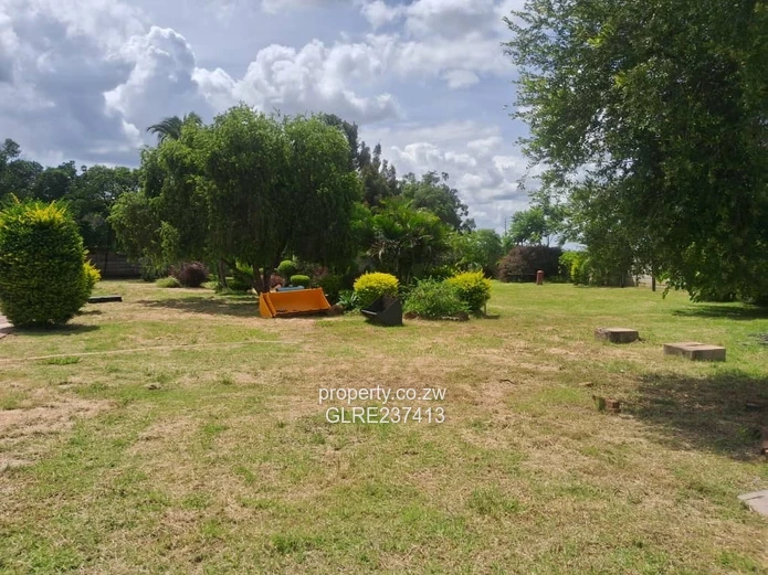 Mt Pleasant 5 Bed Offices along harare drive 