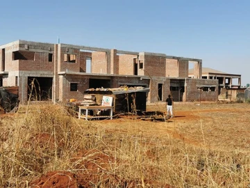 Stands & Residential Land