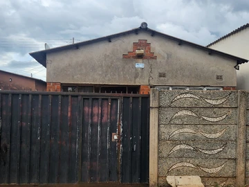 3-Bedroom House for Sale in Kuwadzana Extension, Harare with Great Amenities
