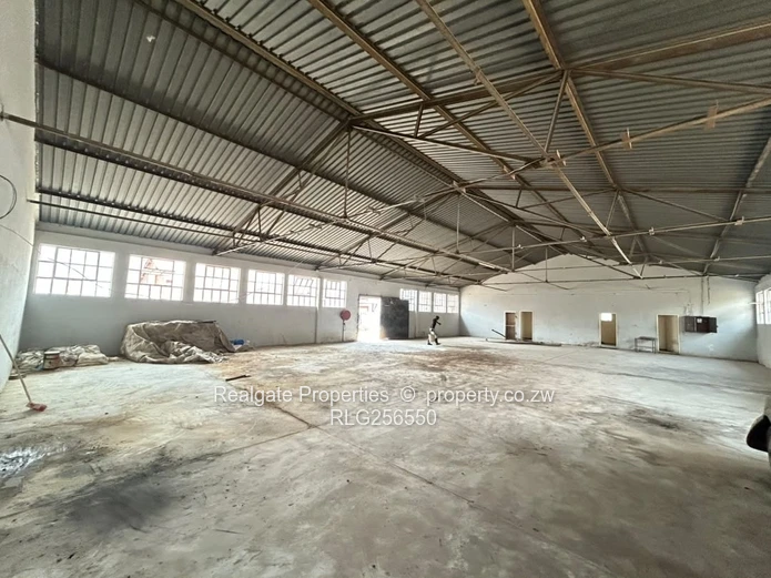  Prime Commercial Warehouse For Sale | Thorngrove, Bulawayo