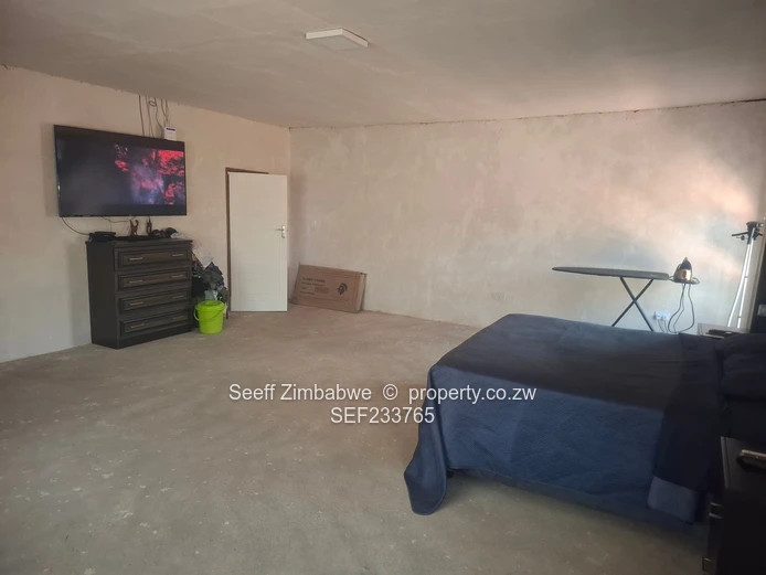 Ganges Road Frontage