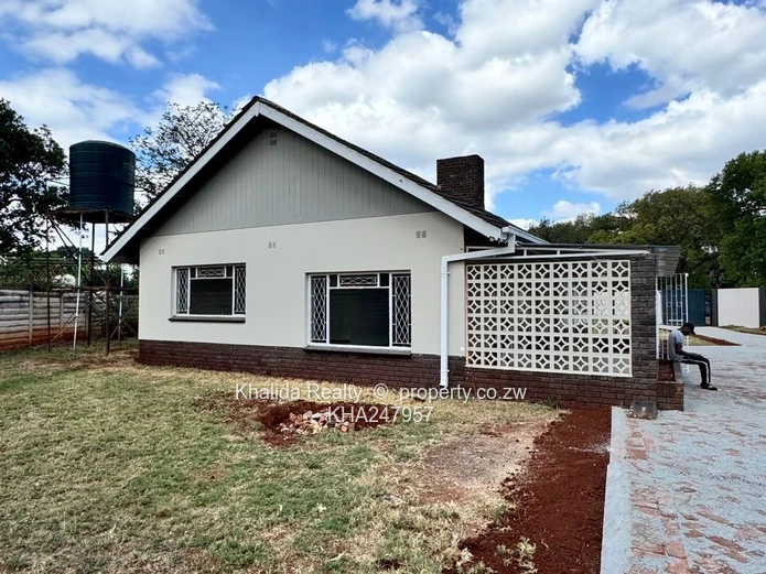 Eastlea commercial property for rent