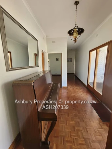 Well Loved Spacious Family Home in A Remarkable Neighbourhood (Sole Mandate)