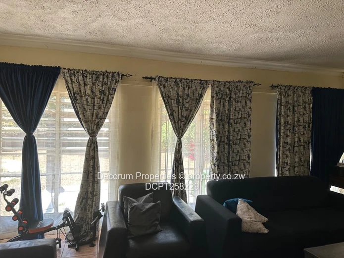 Mandara: 3-Bed Home on 4000m² with Pool & Borehole (Sole Mandate)