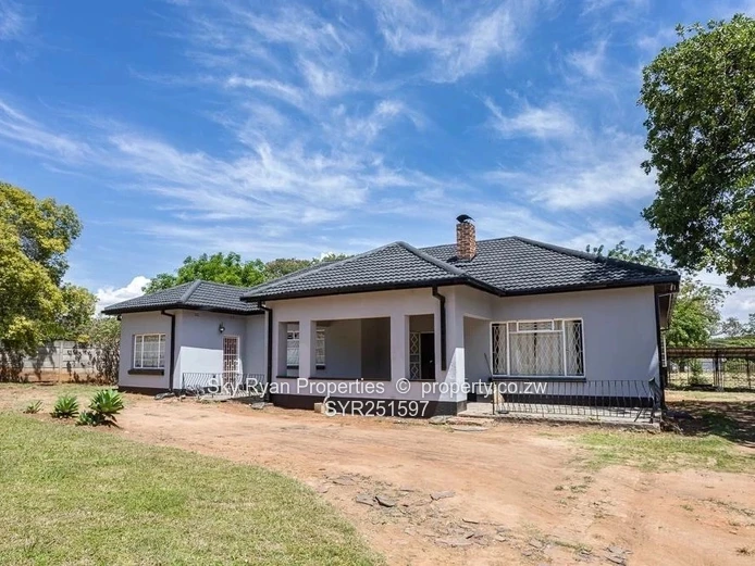 Greendale House To Let