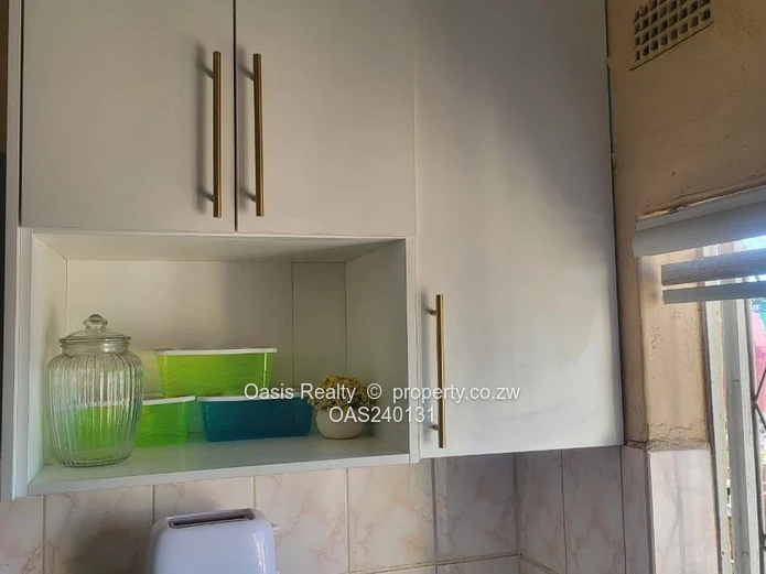 Semi-detached Garden Flat to Rent 