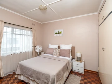 2 Bedroom Garden Flat