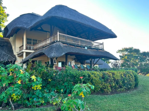 Hotel & Lodge