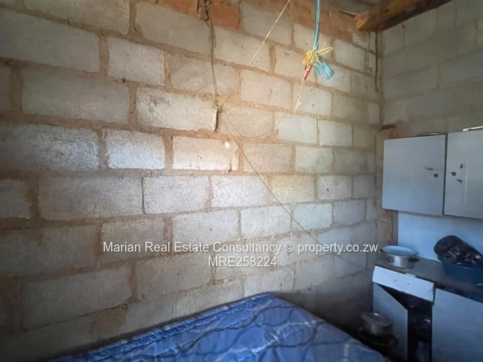 4 Room House Nketa 9, For Sale