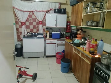 2 Bedroom Flat & Apartment