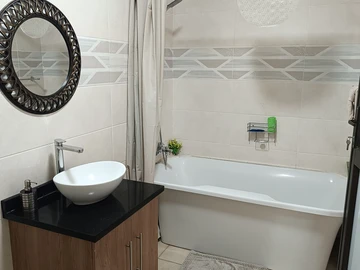 2 Bedroom Garden Flat