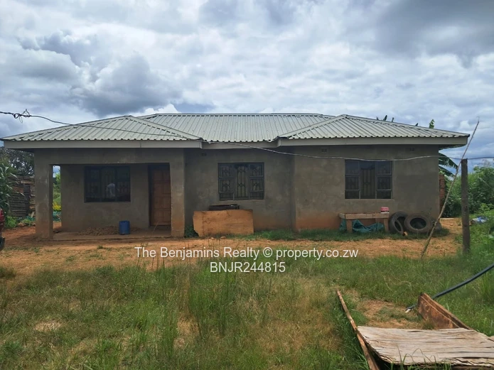 3 bedroomed cottage in Crowhill