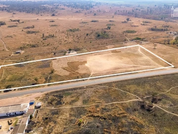 Commercial & Industrial Land