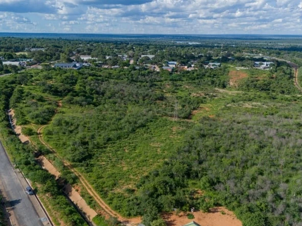 Commercial & Industrial Land